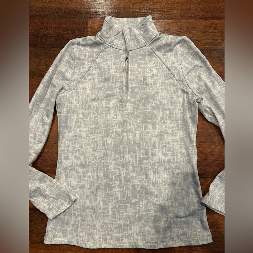 The North Face Jacket Novelty Cinder 1/4 Zip Pullover Athletic Top Gray White M